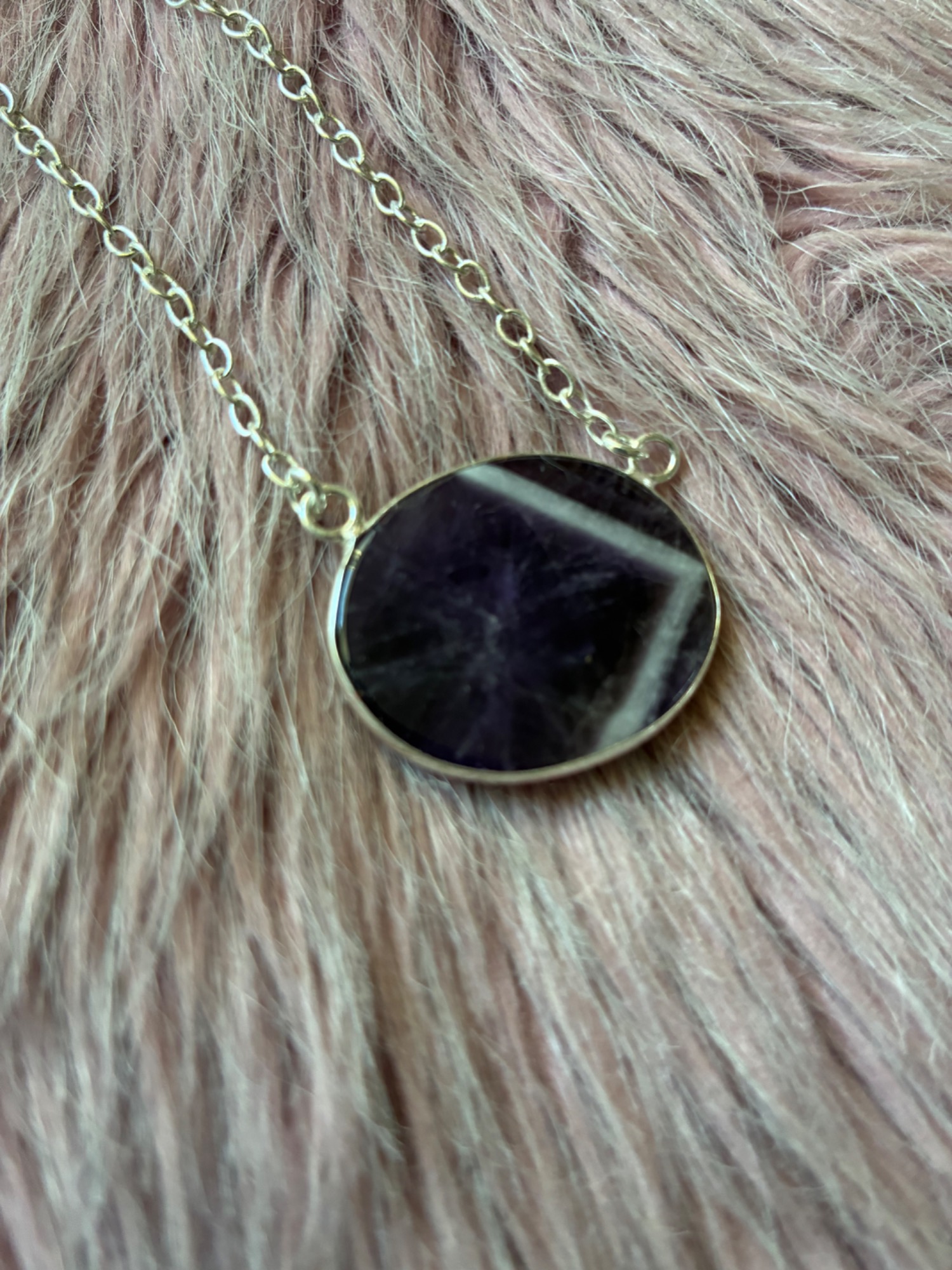 Amethyst Oval Pendant Necklace - Image 4
