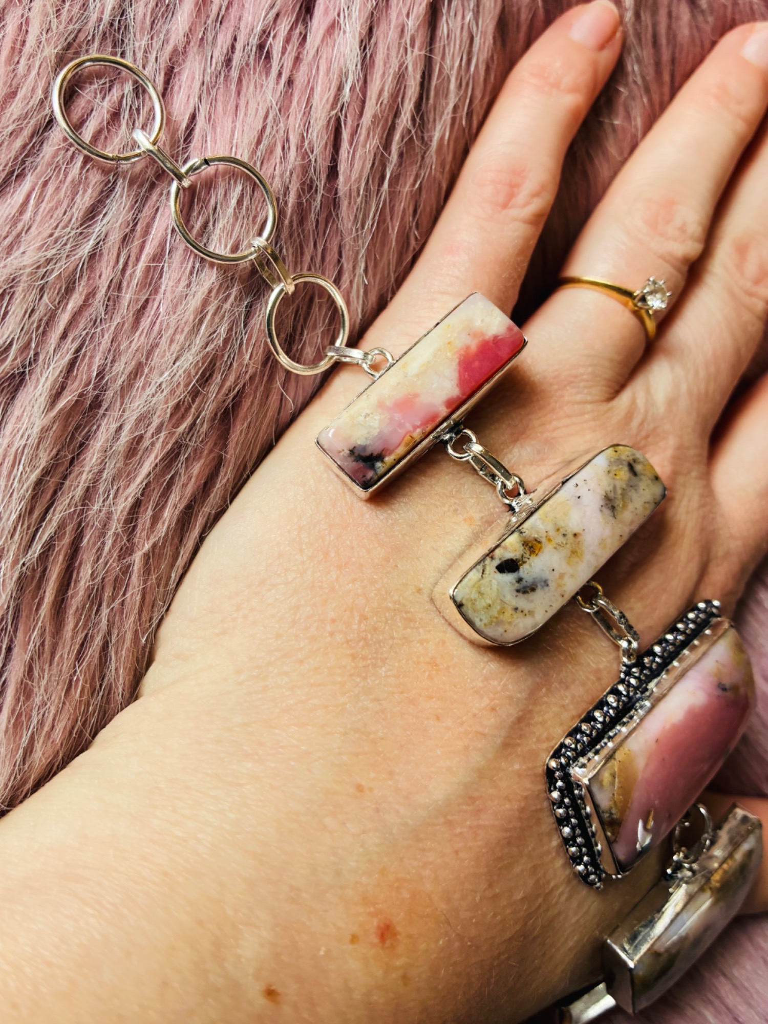 Kiss & Chaos Pink Rhodonite Toggle - Image 3