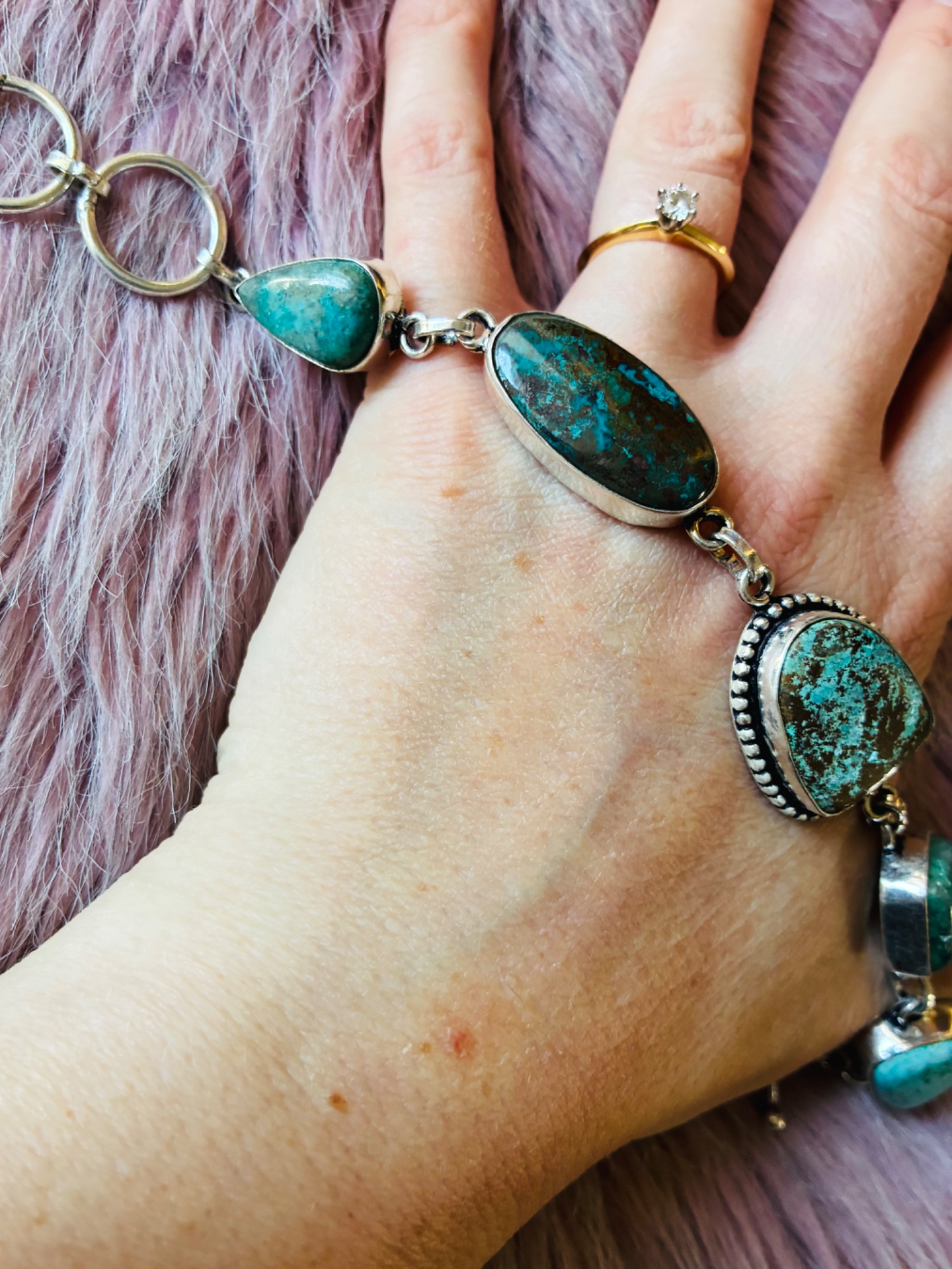 Ocean Soul Turquoise Chrysocolla Toggle - Image 2
