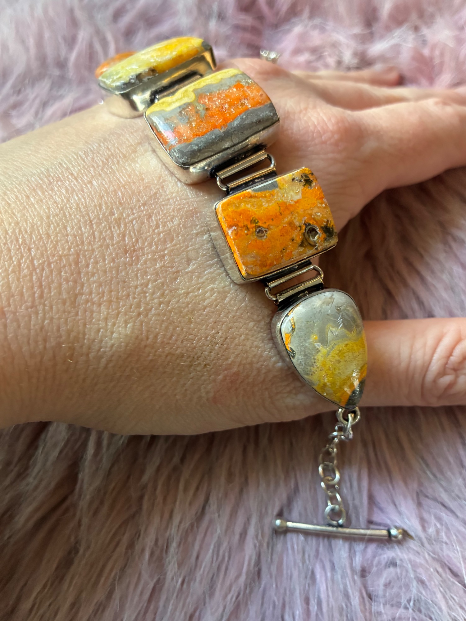 Toxic Honey Bumblebee Jasper Toggle - Image 3