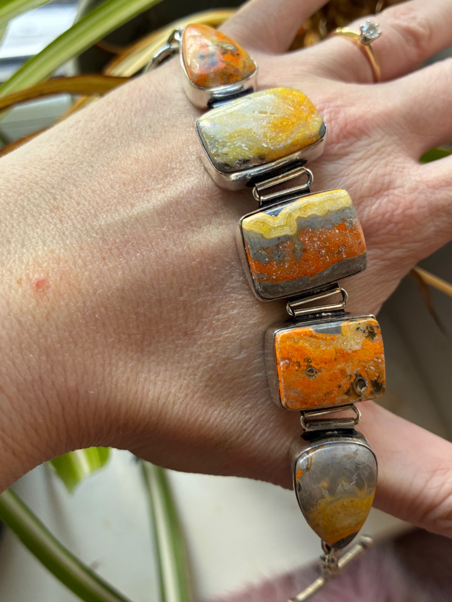 Toxic Honey Bumblebee Jasper Toggle
