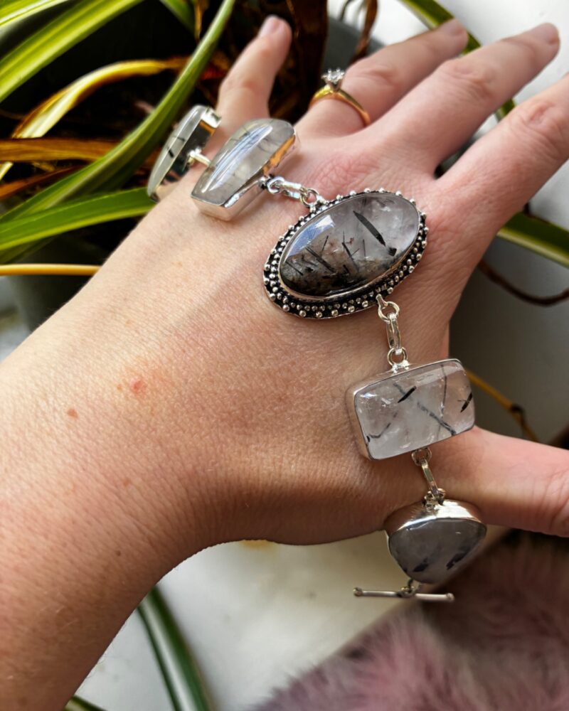 Smoke And Shadows Black Rutile Toggle