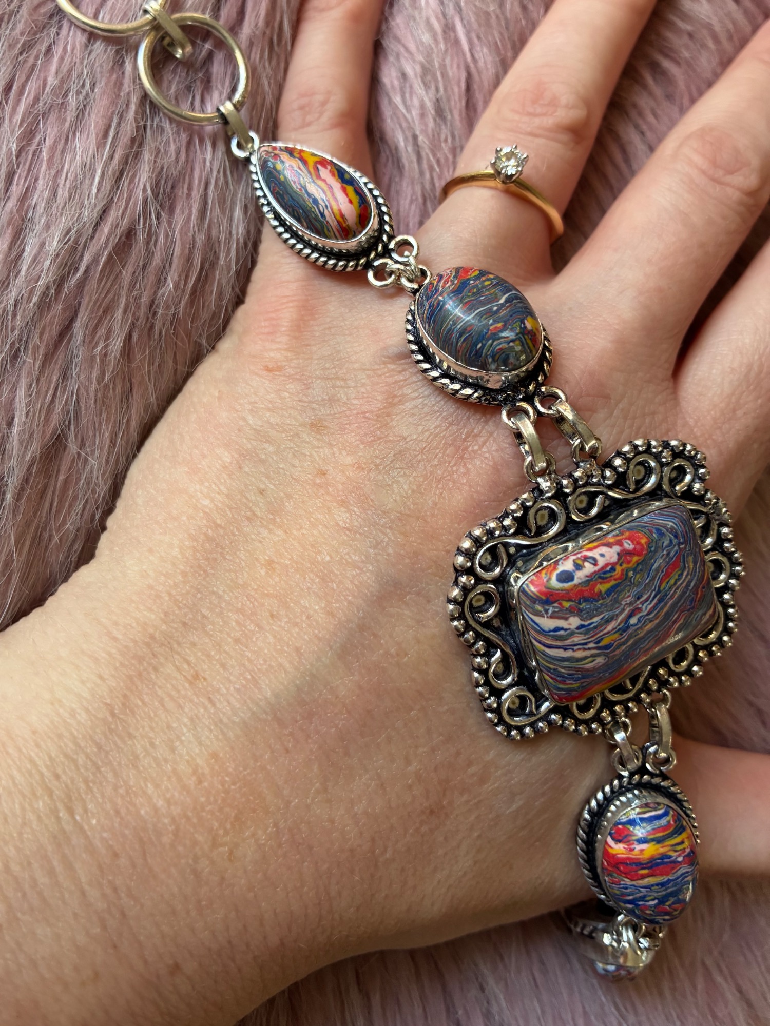 The Big Rainbow Chrysocolla Toggle - Image 4