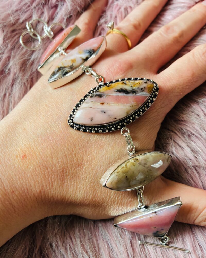 Love bite Pink Rhodonite Toggle
