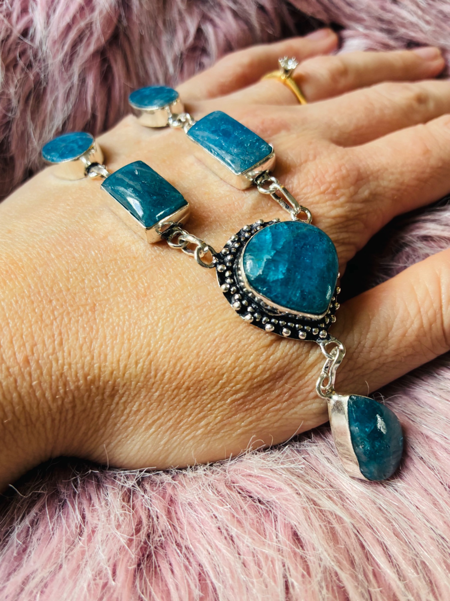 Ocean Serenade Blue Apatite Cascade Pendant Necklace - Image 2